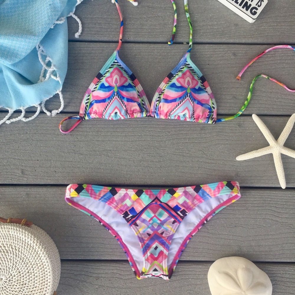 Billabong Bikini Set Size Small